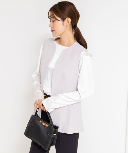 NOLLEY’S（ノーリーズ）の「《セットアップ対応》ウォッシャブルサージストレッチジレ（ベスト・レディース・グレイッシュベージュ/ネイビー・38）」の14枚目の写真