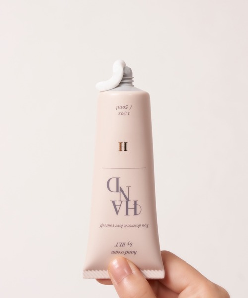 Her lip to BEAUTY（ハーリップトゥビューティー）の「RICH HAND CREAM GIFT SET - NUDE PEARL -（ボディケアキット/ギフトセット・レディース・その他・FREE）」の5枚目の写真