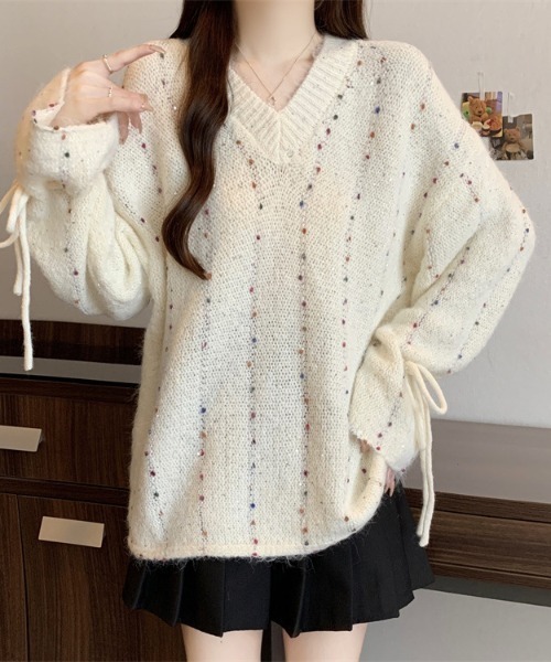 gossip!ロサンゼルス(ゴシップロサンゼルス)の「YUGA Vネック ルーズドローストリングニットセーター(ニット/セーター・レディース・オフホワイト/ダークブラウン/ネイビー・FREE)」の6枚目の写真