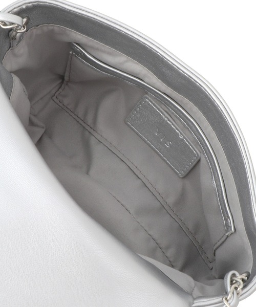 VIS(ビス)の「リボンハンドルチェーンショルダーバッグ/2WAY(ショルダーバッグ・レディース・キナリ/ブラック/シルバー・FREE)」の7枚目の写真