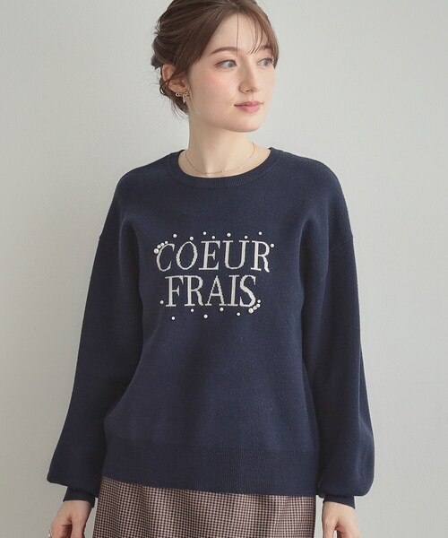 couture brooch(クチュールブローチ)の「【パール調・ビジューデザイン】華やかロゴニット(ニット/セーター・レディース・オフホワイト/グレー/ネイビー・36/38/42)」の10枚目の写真