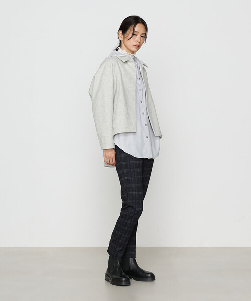 Gabardine K.T(ギャバジンケーティー)の「〔 +サイズ 〕 やわらかメルトン ふんわりシャツジャケット(その他アウター・レディース・オフホワイト/ブラック/ライトグレー・13号)」の6枚目の写真