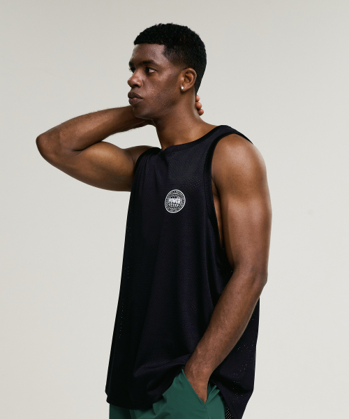 LAZYBEE（レイジービー）の「マッスルメッシュジャージオーバーサイズMノースリーブタンクトップブラック（Tシャツ/カットソー・レディース・その他・FREE）」の11枚目の写真