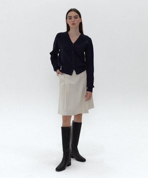 38COMEONCOMMON(38カモンコモン)の「21AU V-NECK LINE RIBBED CARDIGAN (NAVY)(カーディガン/ボレロ・レディース・その他・FREE)」の3枚目の写真