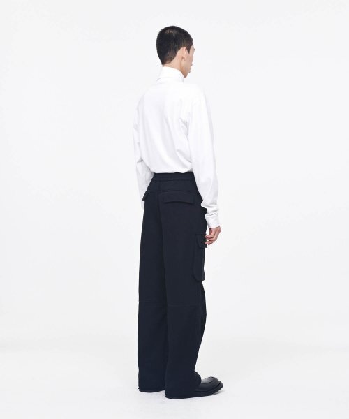 AFTERPRAY(アフタープレイ)の「ワイドミリタリーカーゴパンツブラック(その他パンツ・レディース・その他・LARGE/MEDIUM/SMALL)」の4枚目の写真