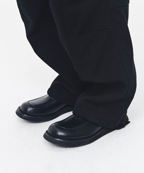 AFTERPRAY(アフタープレイ)の「ワイドミリタリーカーゴパンツブラック(その他パンツ・レディース・その他・LARGE/MEDIUM/SMALL)」の6枚目の写真