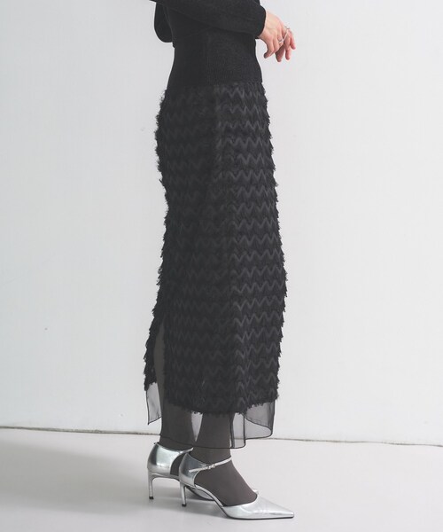 GALLEST(ギャレスト)の「【オケージョン/セレモニー】フリンジタイトスカート(スカート・レディース・オフホワイト/ブラック・36/38/40)」の7枚目の写真