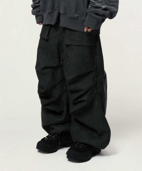 IDWS(アイドンワナセル)の「Hibiki Vegan Leather Pants Charcoal(その他パンツ・レディース・その他・1/0/2)」の13枚目の写真