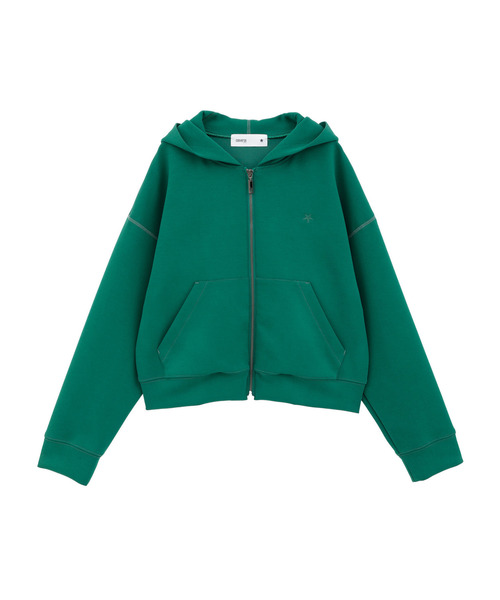 CONVERSE TOKYO(コンバーストウキョウ)の「ONEPOINT STAR★ SHORT HOODIE(パーカー・レディース・ブラック/ブラウン/グリーン・FREE)」の7枚目の写真