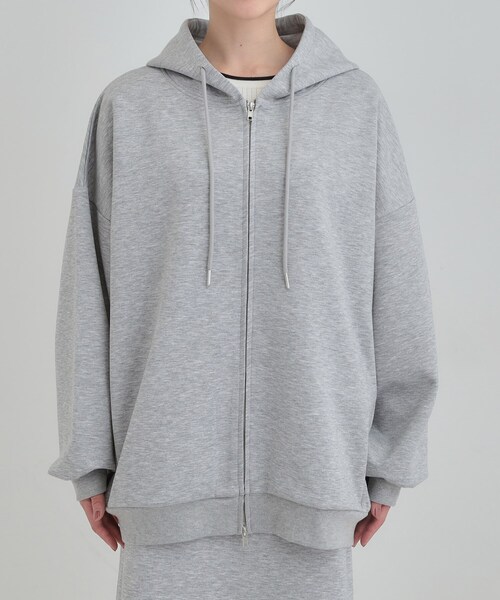 SHOO・LA・RUE(シューラルー)の「【セットアップ可/S-LL/なめらかタッチ】オーバーサイズゆるパーカ(パーカー・レディース・アイボリー/グレー・00)」の14枚目の写真