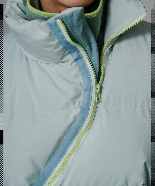 FACETASM（ファセッタズム）の「FACETASM/ファセッタズム/FLOWING DOWN VEST（ダウンベスト・メンズ・ミント/ブラック・3/4）」の4枚目の写真