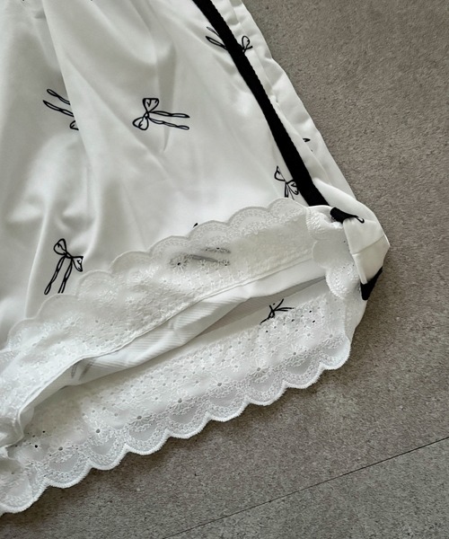 pyornim(ピョルニム)の「リボン柄 裾レース スウェットショーツ パジャマ ショートパンツ(その他パンツ・レディース・ホワイト/ブラック/グレー・M/L)」の8枚目の写真