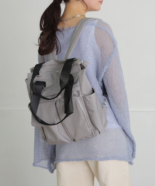 ALTROSE（アルトローズ）の「【A4対応】リュック トート 2WAY 多収納 アトス（バックパック/リュック・レディース・アイボリー/ブラック/グレー・FREE）」の3枚目の写真