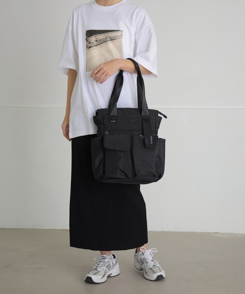 ALTROSE（アルトローズ）の「【A4対応】リュック トート 2WAY 多収納 アトス（バックパック/リュック・レディース・アイボリー/ブラック/グレー・FREE）」の10枚目の写真