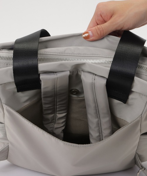 ALTROSE（アルトローズ）の「【A4対応】リュック トート 2WAY 多収納 アトス（バックパック/リュック・レディース・アイボリー/ブラック/グレー・FREE）」の6枚目の写真