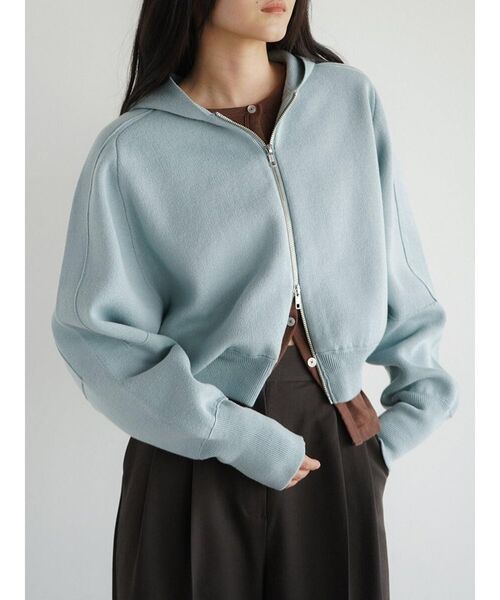FIKA.(フィーカ)の「Cotton knit double zip hoodie(パーカー・レディース・杢グレー/オフホワイト/ブルー・MEDIUM)」の8枚目の写真