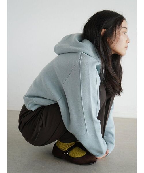FIKA.(フィーカ)の「Cotton knit double zip hoodie(パーカー・レディース・杢グレー/オフホワイト/ブルー・MEDIUM)」の10枚目の写真