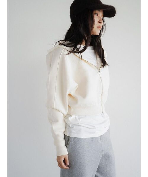 FIKA.(フィーカ)の「Cotton knit double zip hoodie(パーカー・レディース・杢グレー/オフホワイト/ブルー・MEDIUM)」の17枚目の写真