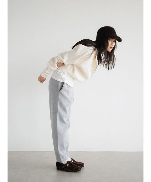 FIKA.(フィーカ)の「Cotton knit double zip hoodie(パーカー・レディース・杢グレー/オフホワイト/ブルー・MEDIUM)」の22枚目の写真