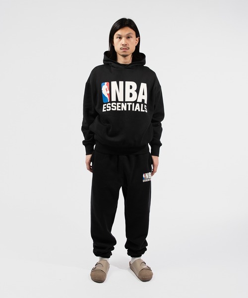 FOG ESSENTIALS(エフオージーエッセンシャルズ)の「ESSENTIALS NBA NEW SPORT FIT HOODIE エッセンシャルズ(パーカー・メンズ・ブラック・X-SMALL/SMALL/MEDIUM/LARGE)」の4枚目の写真