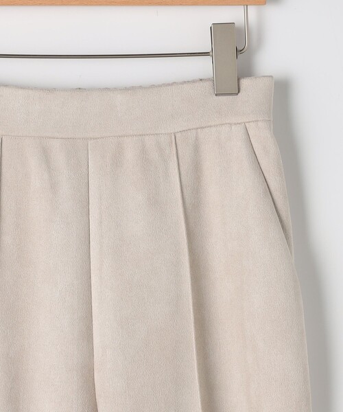 MICO COULIER（ミコクリエ）の「《セレモニー対応》ダブルフェイスフェイクスエードパンツ（その他パンツ・レディース・チャコールグレー/グレイッシュベージュ・38）」の14枚目の写真
