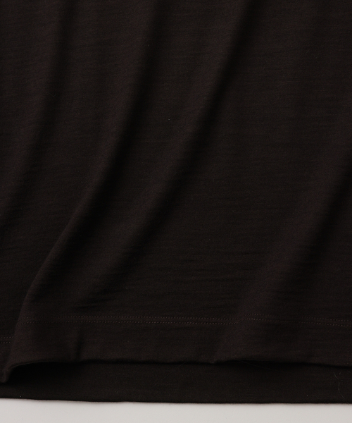 UNFOLLOW(アンフォロー)の「【FOLL / フォル】washable wool wardrobe tee(Tシャツ/カットソー・メンズ・ネイビー/ブラウン・3/2)」の5枚目の写真