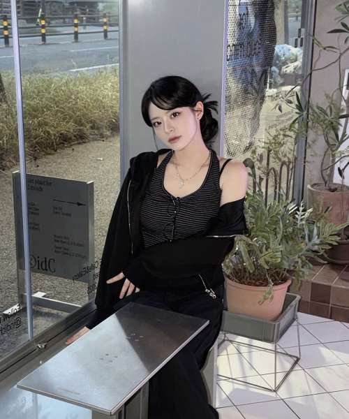 CATTLINE(カトリン)の「ストライプホルターネックスリーブレス(Tシャツ/カットソー・レディース・その他・FREE)」の11枚目の写真