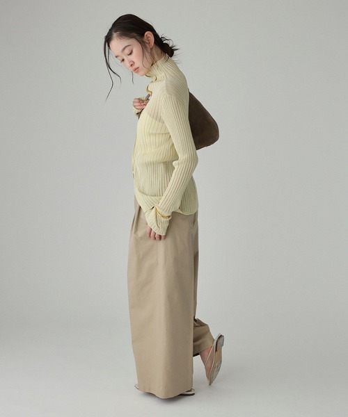 BABYLONE（バビロン）の「2wayシアーリブニット（ニット/セーター・レディース・ホワイト/ネイビー/イエロー・フリー）」の15枚目の写真