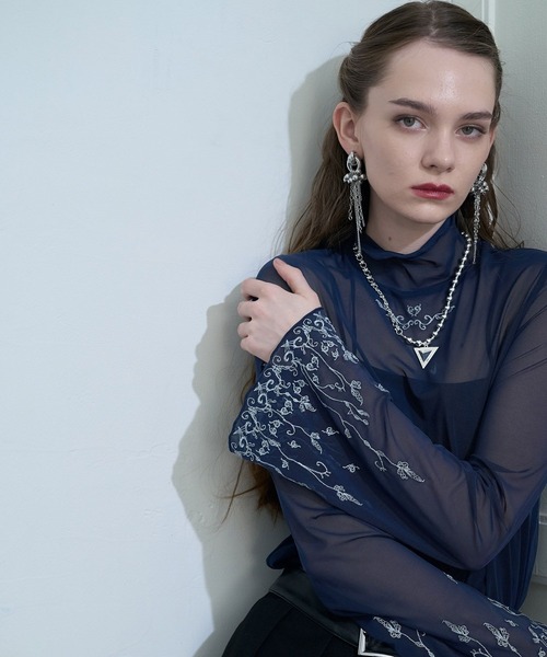 HARE(ハレ)の「トライアングルツキネックレス(HARE)(ネックレス・レディース・シルバー/ブラック・FREE)」の16枚目の写真