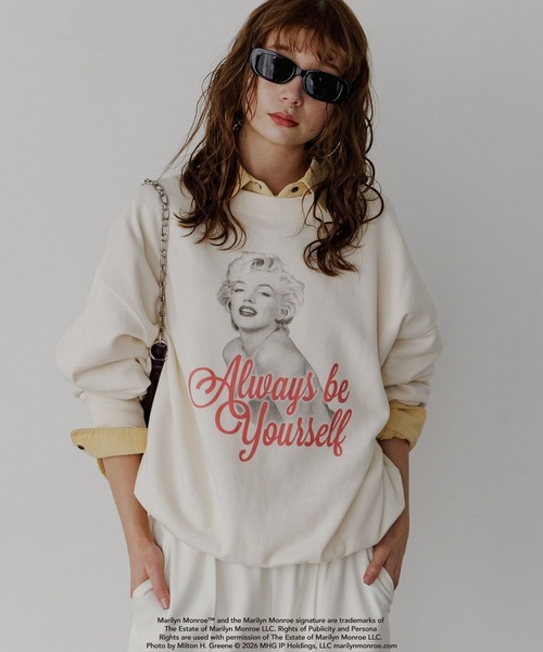 BAYFLOW（ベイフロー）の「【マリリン・モンロー生誕100周年】スウェットプルオーバー（スウェット・レディース・グレー/ブラック/アイボリー・FREE）」の6枚目の写真