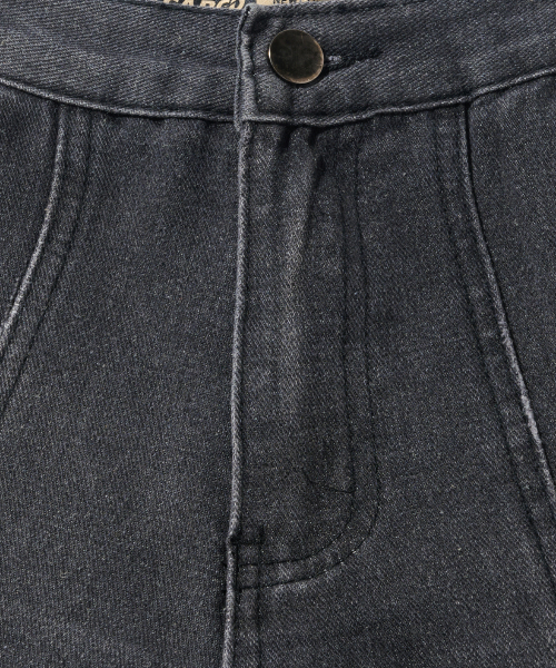 CARGOBROS FOR WOMAN(カーゴブロスフォーウィメン)の「ウェーブカーブカットバミューダデニムパンツ(黒青)(その他パンツ・レディース・その他・LARGE/MEDIUM/SMALL)」の3枚目の写真