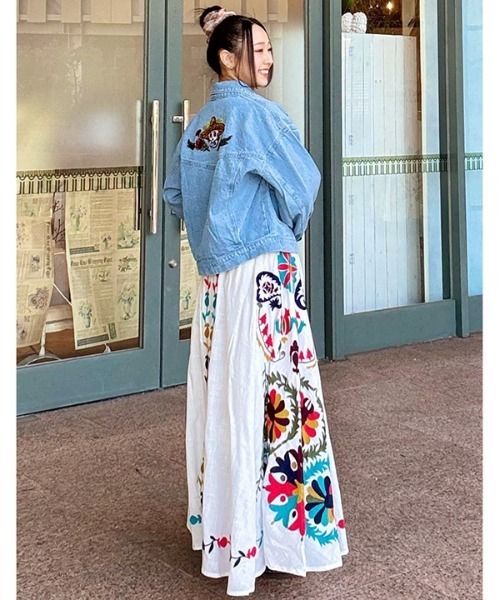 チャイハネ(チャイハネ)の「【チャイハネ】エルジャン刺繍ロングスカート(スカート・レディース・ブルー/ホワイト/ブラック・FREE)」の17枚目の写真