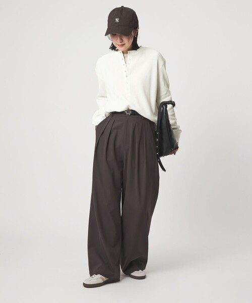 green label relaxing（グリーンレーベルリラクシング）の「【WEB限定】＜at ease＞ワッフル ヘンリーネック ロングスリーブ カットソー（Tシャツ/カットソー・レディース・オフホワイト/ライトピンク/ネイビー・FREE）」の6枚目の写真