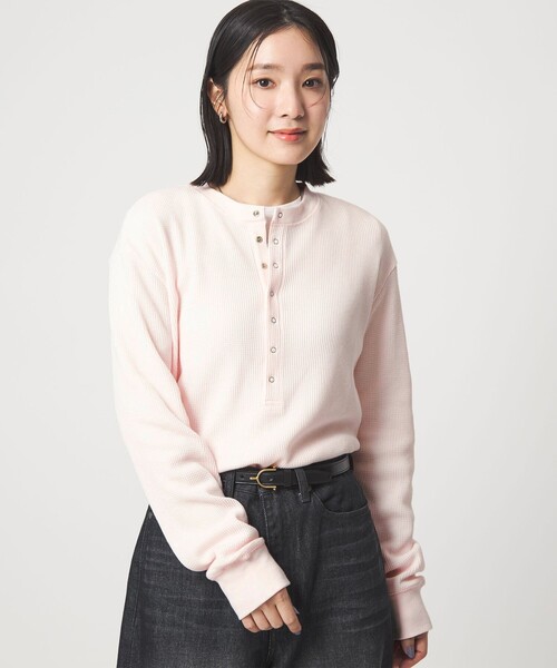 green label relaxing（グリーンレーベルリラクシング）の「【WEB限定】＜at ease＞ワッフル ヘンリーネック ロングスリーブ カットソー（Tシャツ/カットソー・レディース・オフホワイト/ライトピンク/ネイビー・FREE）」の9枚目の写真