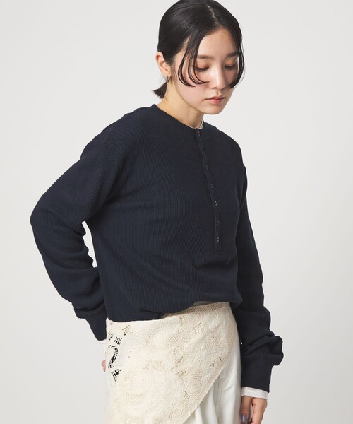 green label relaxing（グリーンレーベルリラクシング）の「【WEB限定】＜at ease＞ワッフル ヘンリーネック ロングスリーブ カットソー（Tシャツ/カットソー・レディース・オフホワイト/ライトピンク/ネイビー・FREE）」の13枚目の写真