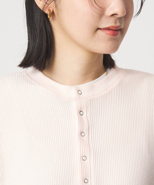 green label relaxing（グリーンレーベルリラクシング）の「【WEB限定】＜at ease＞ワッフル ヘンリーネック ロングスリーブ カットソー（Tシャツ/カットソー・レディース・オフホワイト/ライトピンク/ネイビー・FREE）」の19枚目の写真