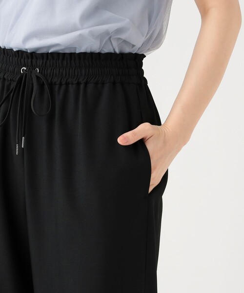 BEAMS HEART（ビームスハート）の「エフォートレス ドロスト パンツ（スラックス・レディース・グレー/ブラウン/オレンジ/ブラック・LARGE/MEDIUM/SMALL）」の16枚目の写真