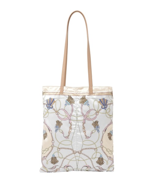 Green　Parks（グリーンパークス）の「スカーフ柄トート（トートバッグ・レディース・ライトグレー/アイボリー・FREE）」の9枚目の写真