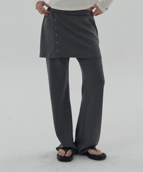 DEARSTALKER（ディアストーカー）の「D. BASIC STUD SKIRT PANTS - 2 COLOR（その他パンツ・レディース・チャコール/ブラック・FREE）」の5枚目の写真