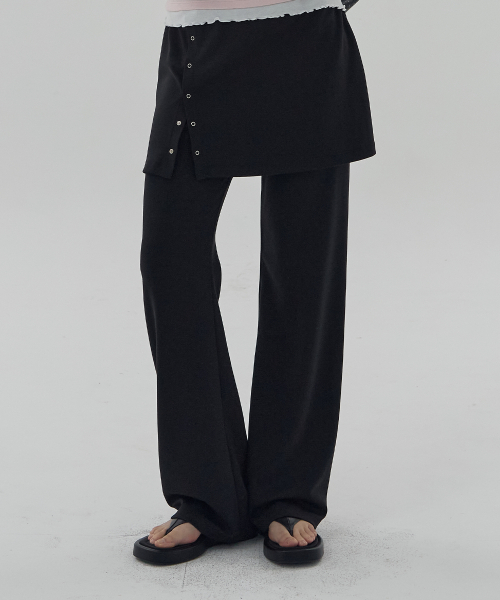 DEARSTALKER（ディアストーカー）の「D. BASIC STUD SKIRT PANTS - 2 COLOR（その他パンツ・レディース・チャコール/ブラック・FREE）」の4枚目の写真