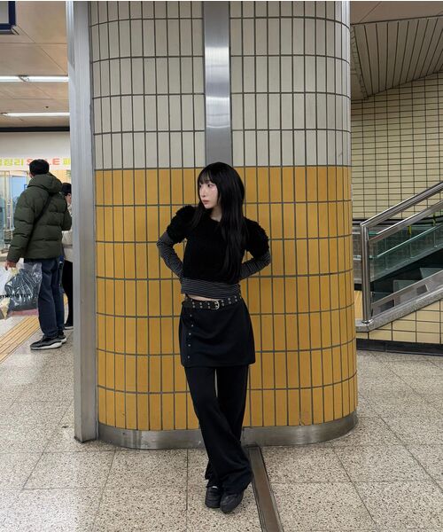 DEARSTALKER（ディアストーカー）の「D. BASIC STUD SKIRT PANTS - 2 COLOR（その他パンツ・レディース・チャコール/ブラック・FREE）」の3枚目の写真