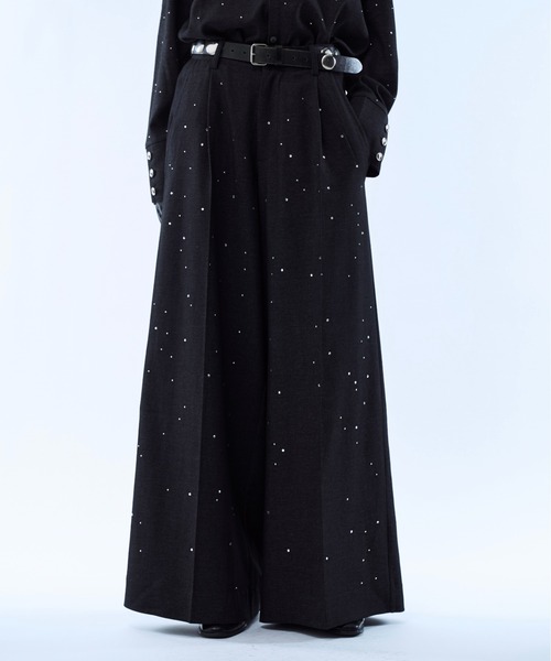 seyto（セイト）の「Rhinestone detail wide straight pants / ラインストーンディティールワイドストレートパンツ（その他パンツ・メンズ・ブラック/ブラウン・3/2/1）」の5枚目の写真