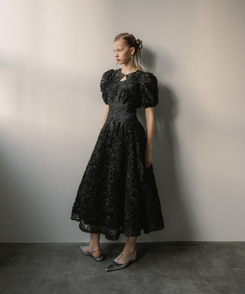 et.UNiVER（エトユニベール）の「Bloom noir dress（ドレス・レディース・イエロー/ブラウン/ブラック/グレー・SMALL/MEDIUM/LARGE）」の7枚目の写真
