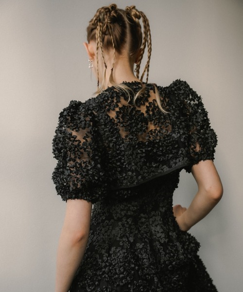 et.UNiVER（エトユニベール）の「Bloom noir dress（ドレス・レディース・イエロー/ブラウン/ブラック/グレー・SMALL/MEDIUM/LARGE）」の14枚目の写真