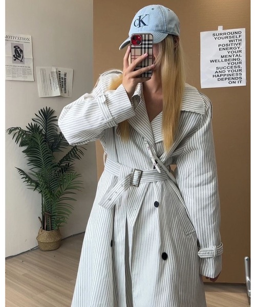 inst.ALL(インストール)の「ストライプ柄ロングトレンチコート(トレンチコート・レディース・ホワイト・M)」の2枚目の写真