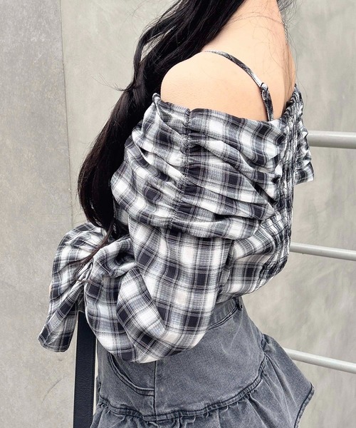 INGNI（イング）の「リボンオフショルチェック柄ブラウス（シャツ/ブラウス・レディース・ネイビー系2/ブラック系・M）」の6枚目の写真