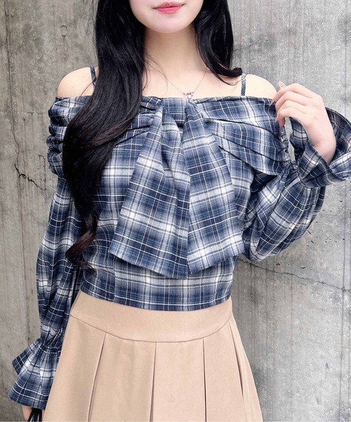 INGNI（イング）の「リボンオフショルチェック柄ブラウス（シャツ/ブラウス・レディース・ネイビー系2/ブラック系・M）」の12枚目の写真
