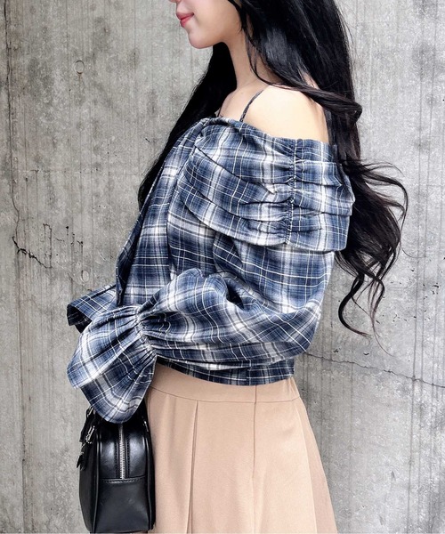 INGNI（イング）の「リボンオフショルチェック柄ブラウス（シャツ/ブラウス・レディース・ネイビー系2/ブラック系・M）」の14枚目の写真