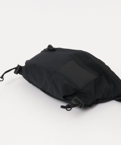 THE NORTH FACE(ザノースフェイス)の「【韓国限定・日本未入荷】THE NORTH FACE W NEVER STOP LUMBAR / ノースフェイス ウーマンネバーストップランバー 軽量(ショルダーバッグ・メンズ・ブラック/グレイッシュベージュ・FREE)」の12枚目の写真