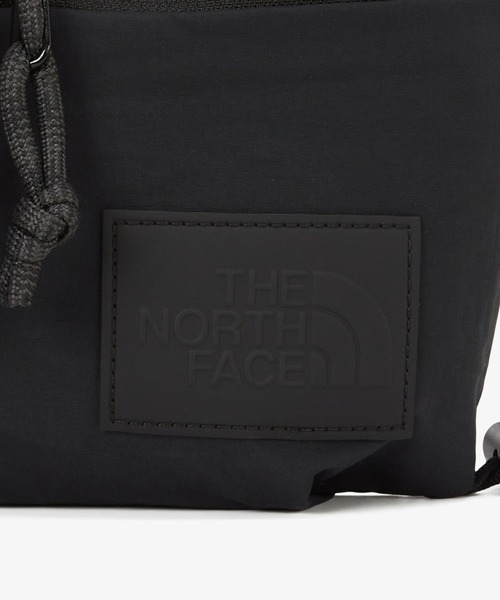 THE NORTH FACE(ザノースフェイス)の「【韓国限定・日本未入荷】THE NORTH FACE W NEVER STOP LUMBAR / ノースフェイス ウーマンネバーストップランバー 軽量(ショルダーバッグ・メンズ・ブラック/グレイッシュベージュ・FREE)」の5枚目の写真